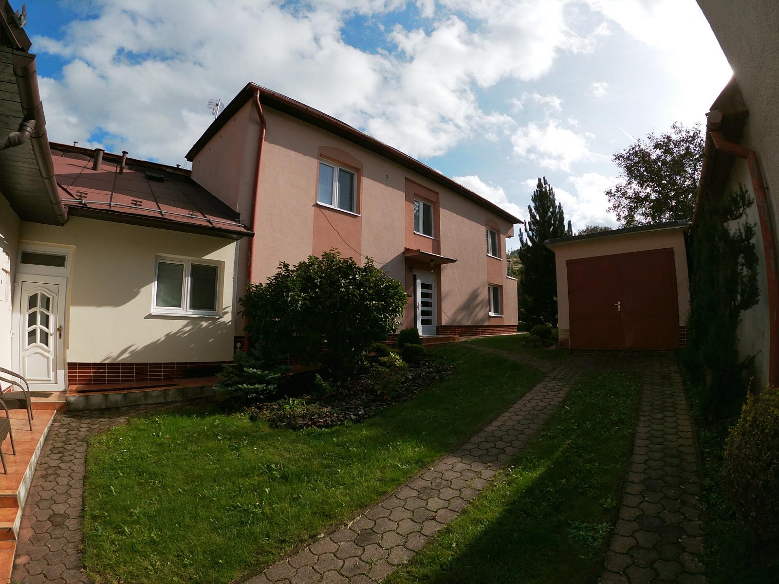 Dvojdom so záhradou, Žilina - Zádubnie