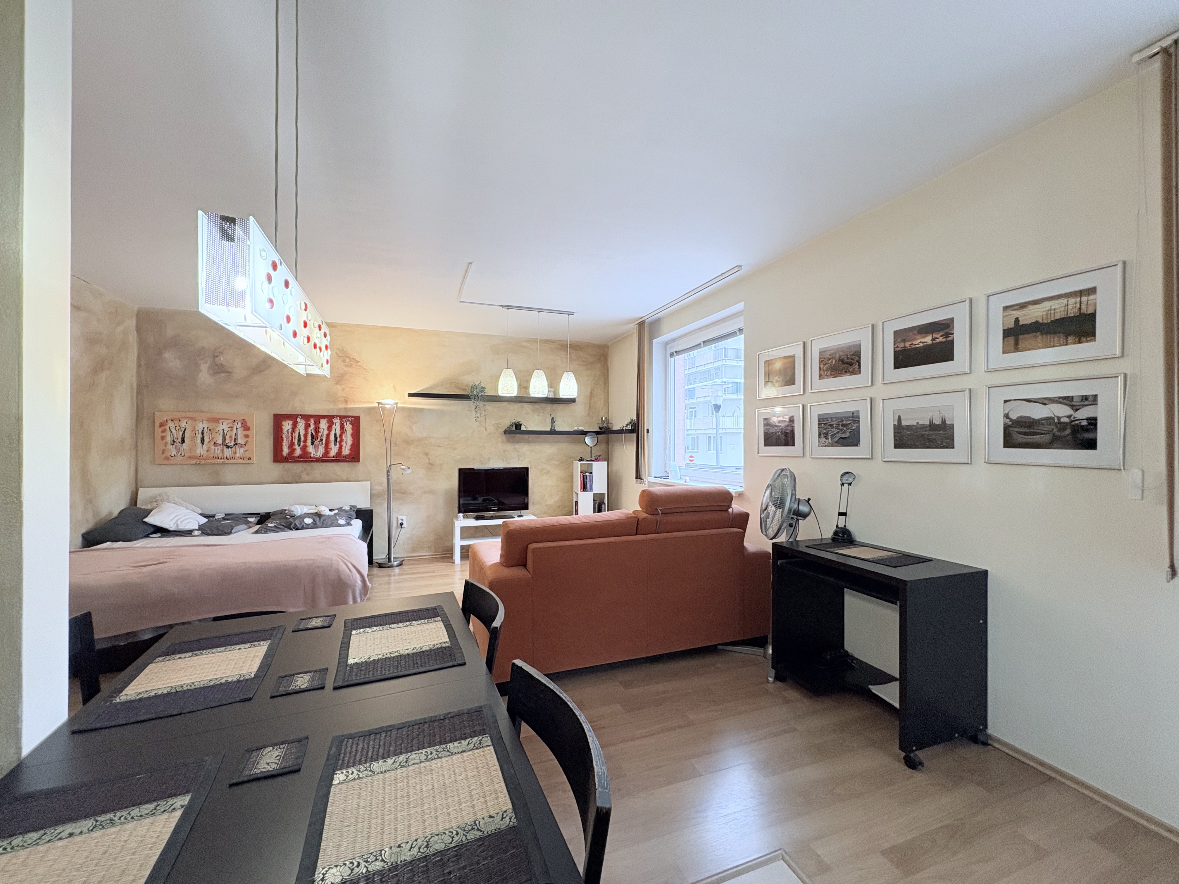 Veľký 1-izbový byt 49 m² s lodžiou, parkovaním a pivnicou, Na križovatkách - Ružinov, 215 000 €