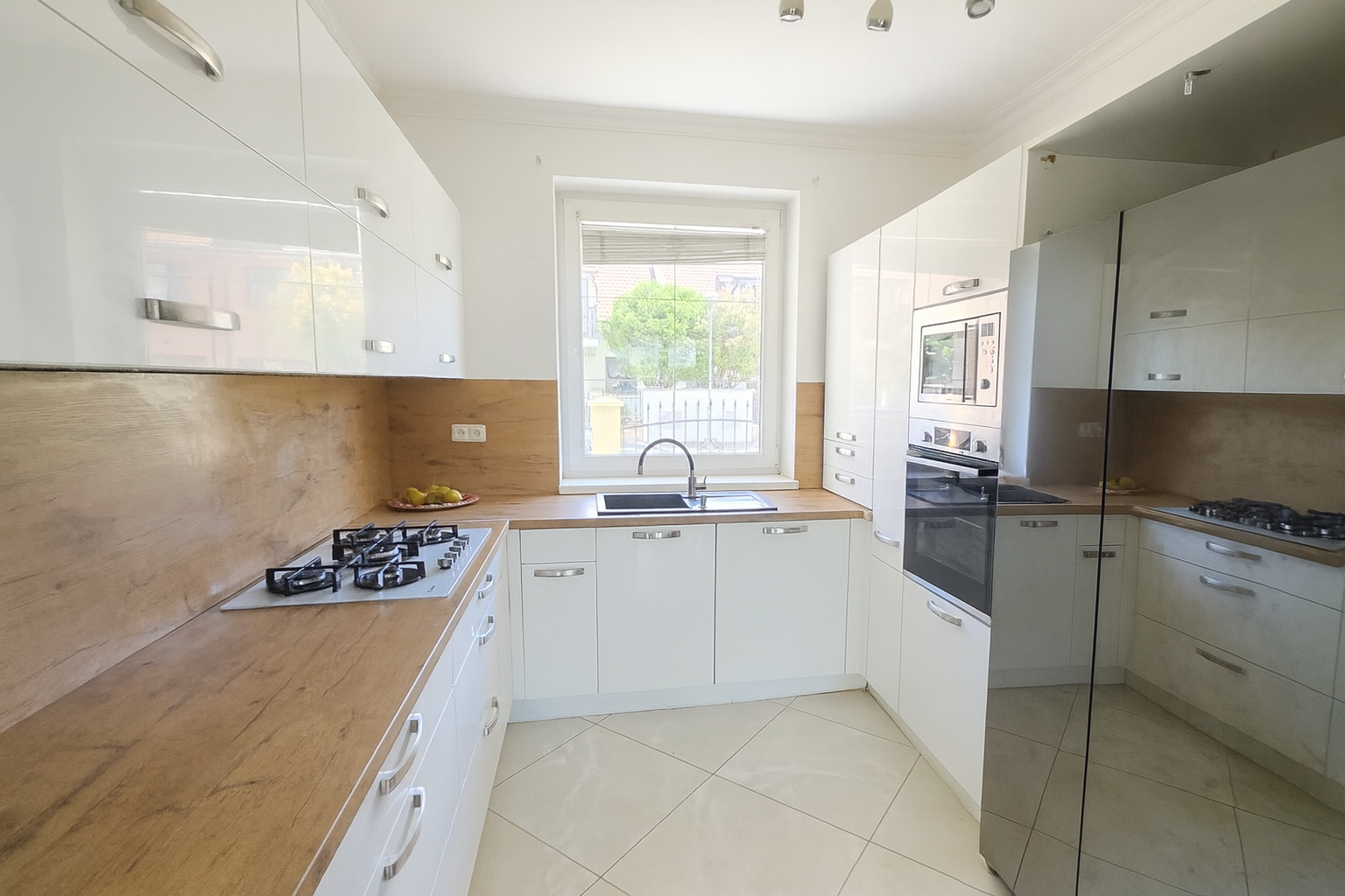 Na predaj rodinný dom, Dunajská Streda - Cena: 269.000€